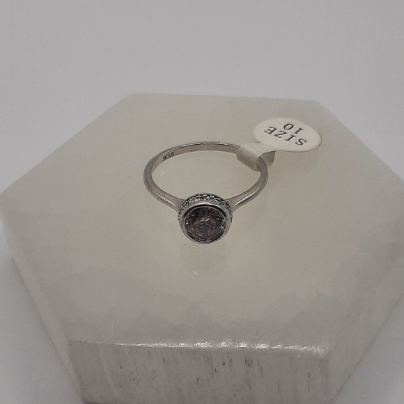 R1022 Clear Ring Plated - Fragrant Jewels - Picture 3 of 7